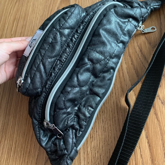 Gunmetal / black banana bag - Picture 3 of 3